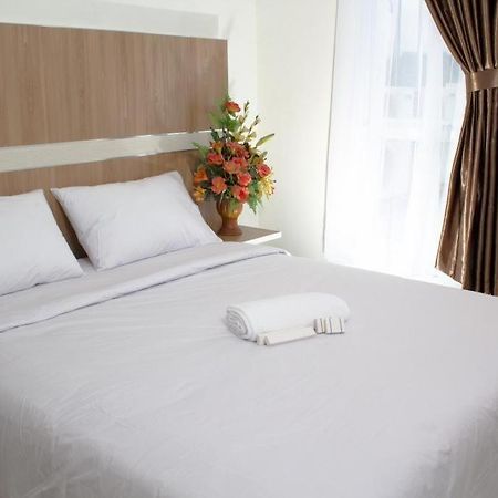 Hotel Royal Manado Zewnętrze zdjęcie