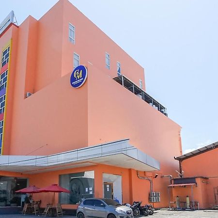 Hotel Royal Manado Zewnętrze zdjęcie