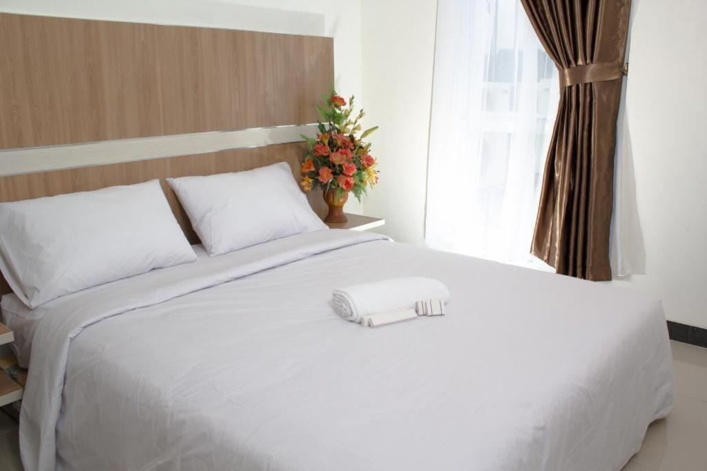 Hotel Royal Manado Zewnętrze zdjęcie