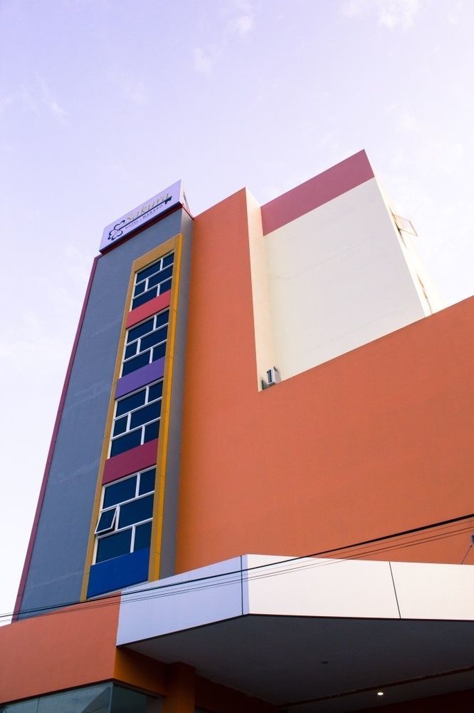 Hotel Royal Manado Zewnętrze zdjęcie