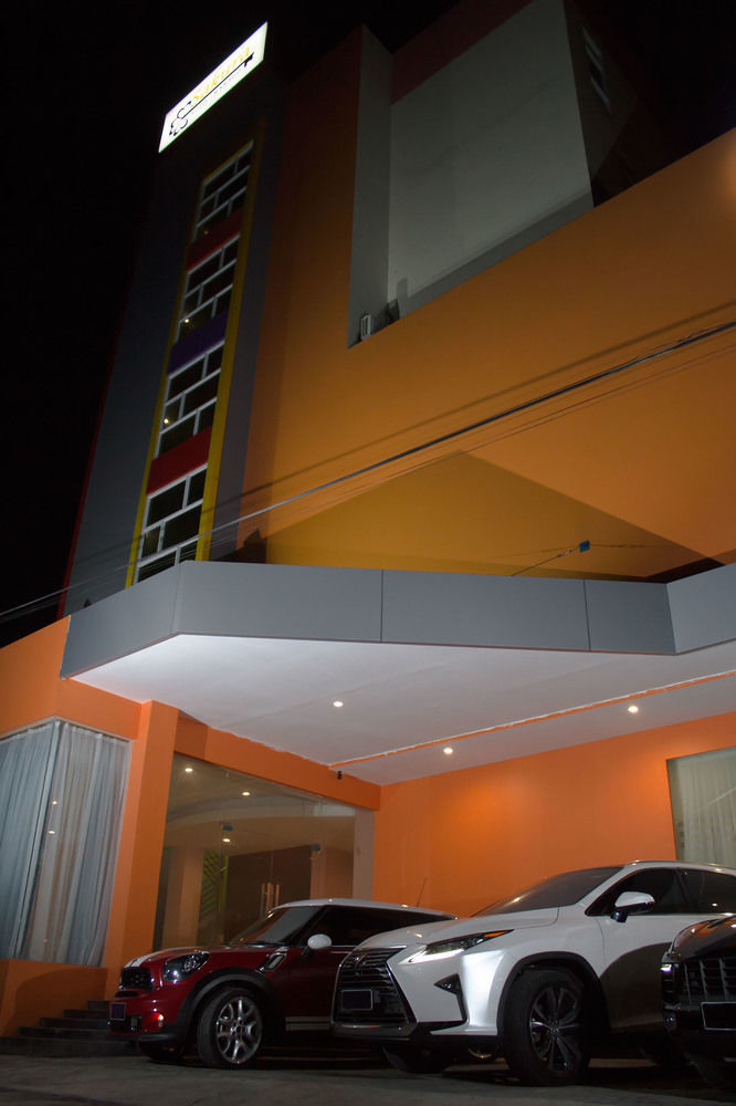 Hotel Royal Manado Zewnętrze zdjęcie