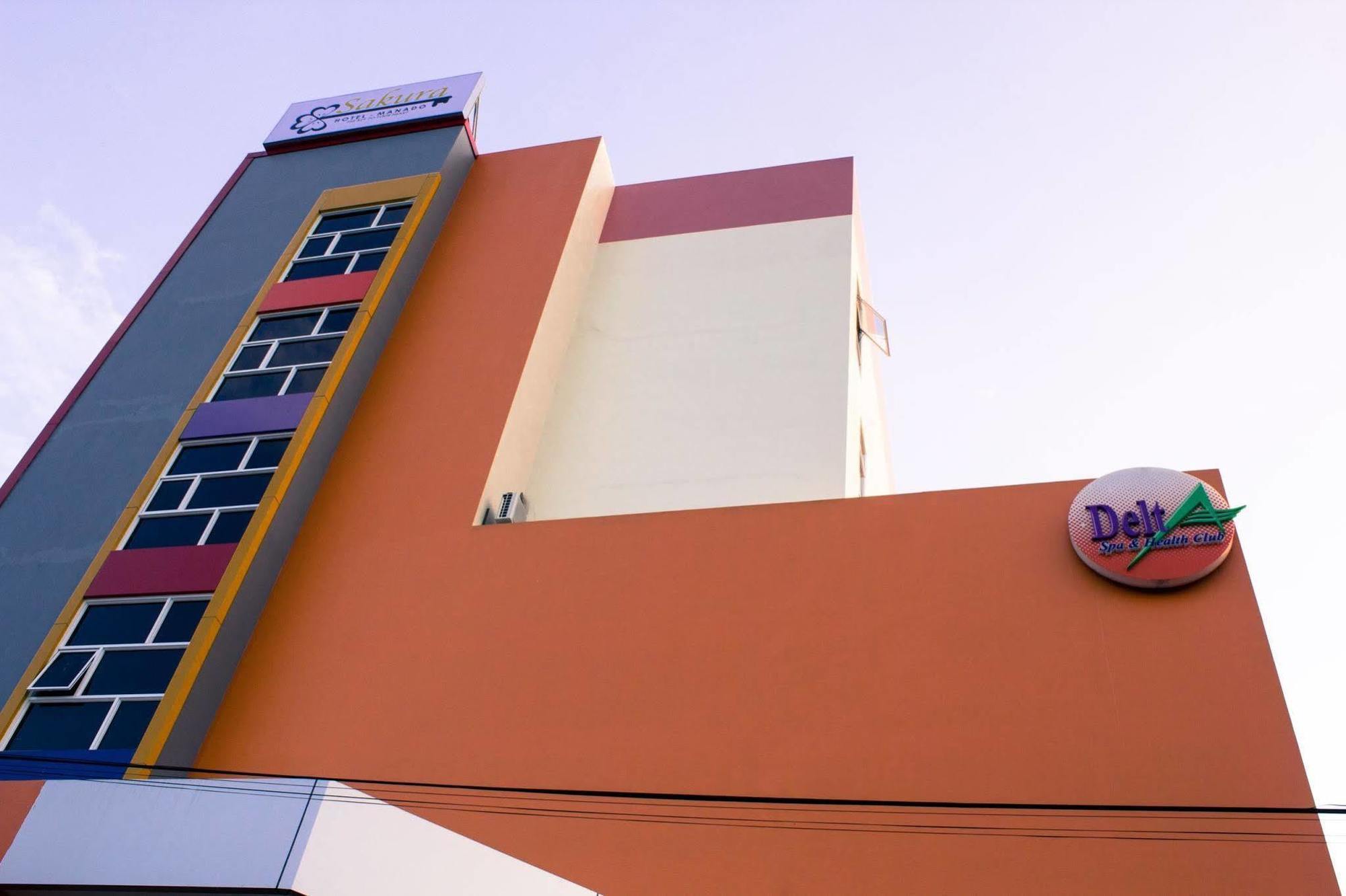 Hotel Royal Manado Zewnętrze zdjęcie