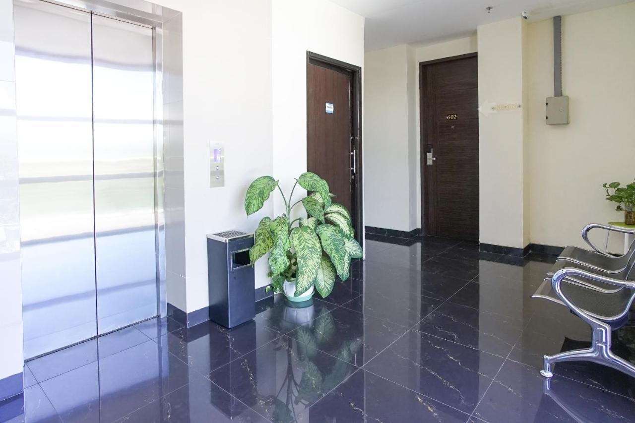 Hotel Royal Manado Zewnętrze zdjęcie