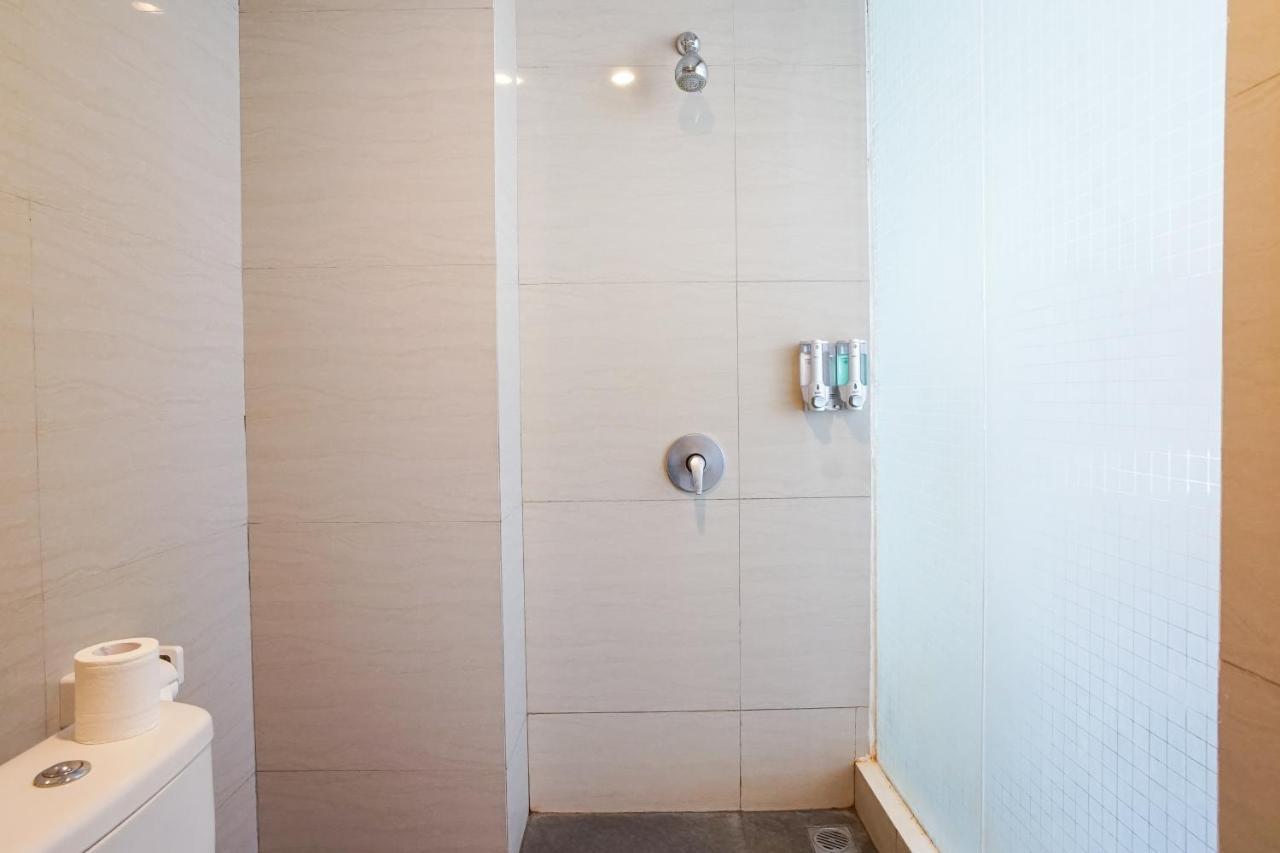 Hotel Royal Manado Zewnętrze zdjęcie